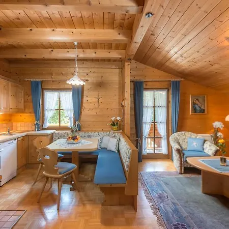 Bio-holzhaus Und Heimat Lägenhet