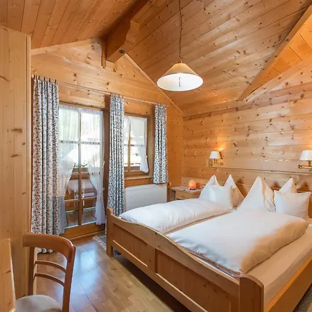 Bio-holzhaus Und Heimat Lägenhet *